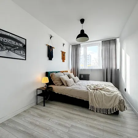 2mins Skytower! Stylish 2bd Kitchen, Balcony! Near Train Appartement *